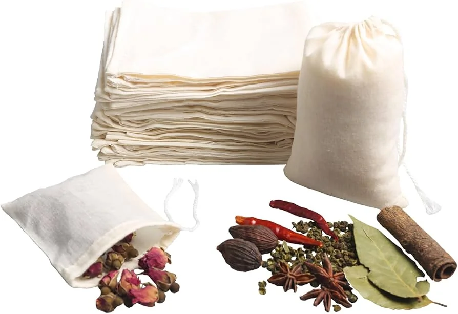 Sachet en mousseline rempli d'épices pour l'infusion du bouillon pho